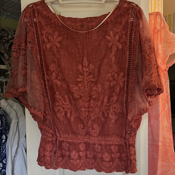 Lace Floral Top in Rust - Picture 3 of 3